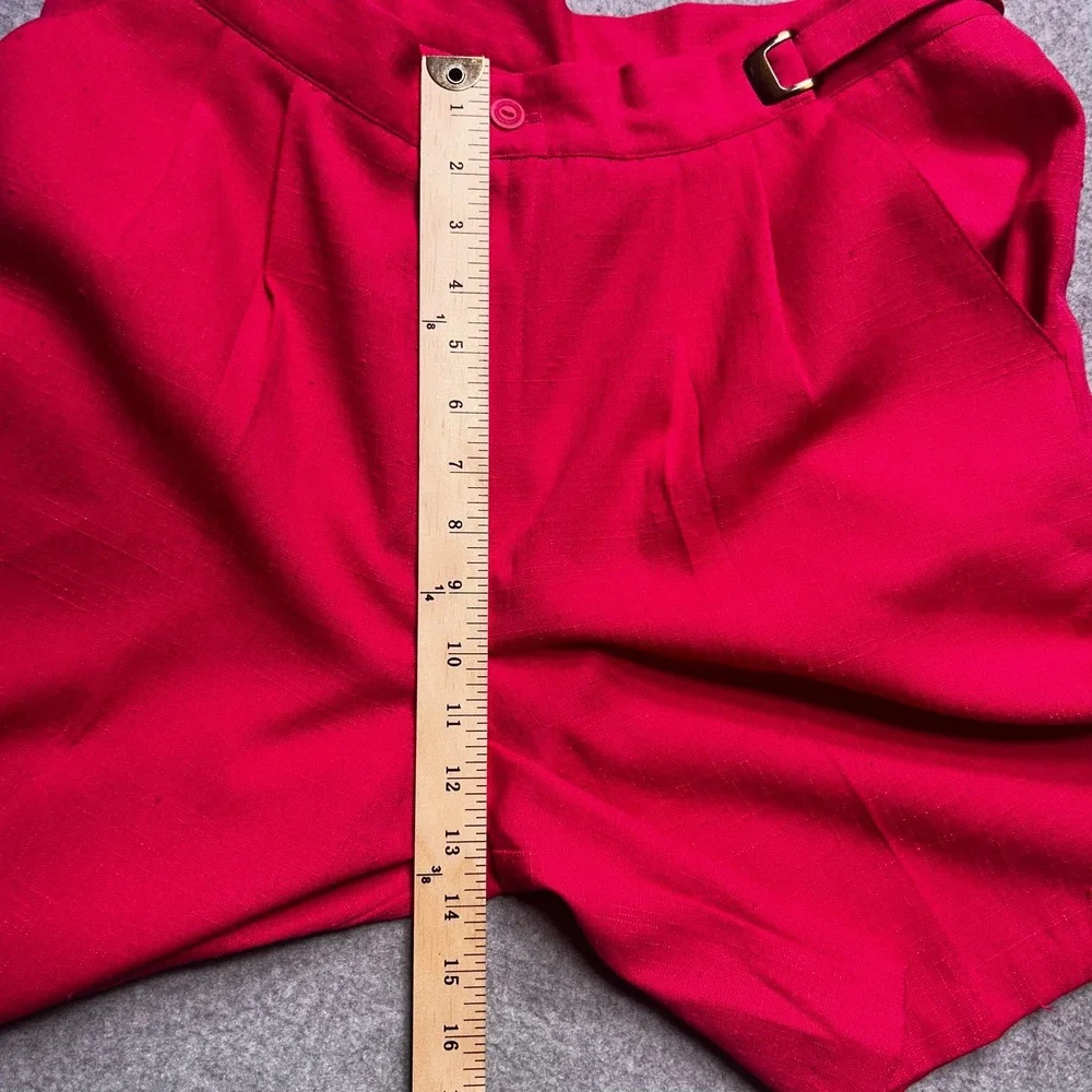 C.B. Collections Shorts Women 10P Red Polyester‎ Rayon Vintage Pleated High Rise